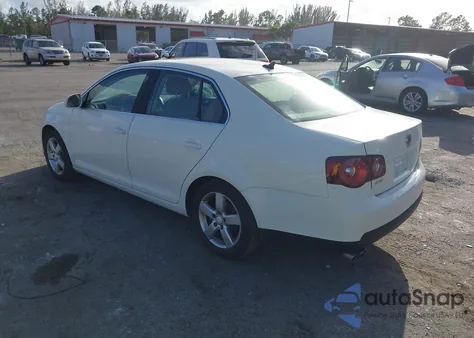 2008 Volkswagen Jetta Se/Sel z USA, uszkodzony, nr VIN 3VWRM71K38M041443